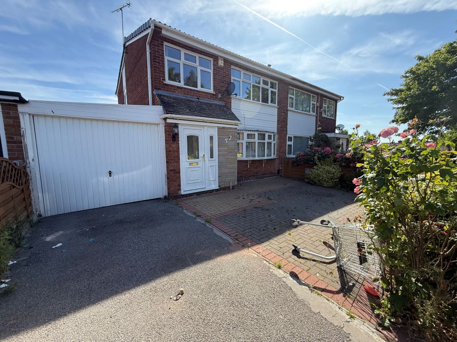 Beauville Drive - Leicester - Leicestershire - LE4