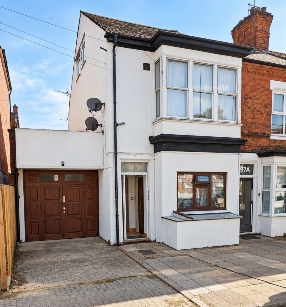 Knighton Field Road West - Leicester - Leicestershire - LE2